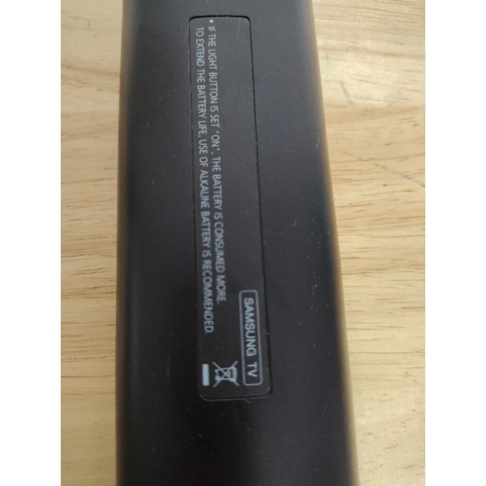 ORIGINAL Genuine OEM SAMSUNG BN59-00673A LCD TV Remote Control
